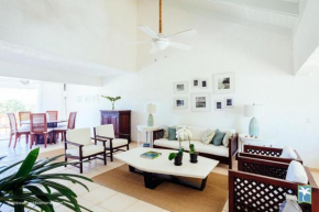Newly Renovated 3 Br Golf Villa
